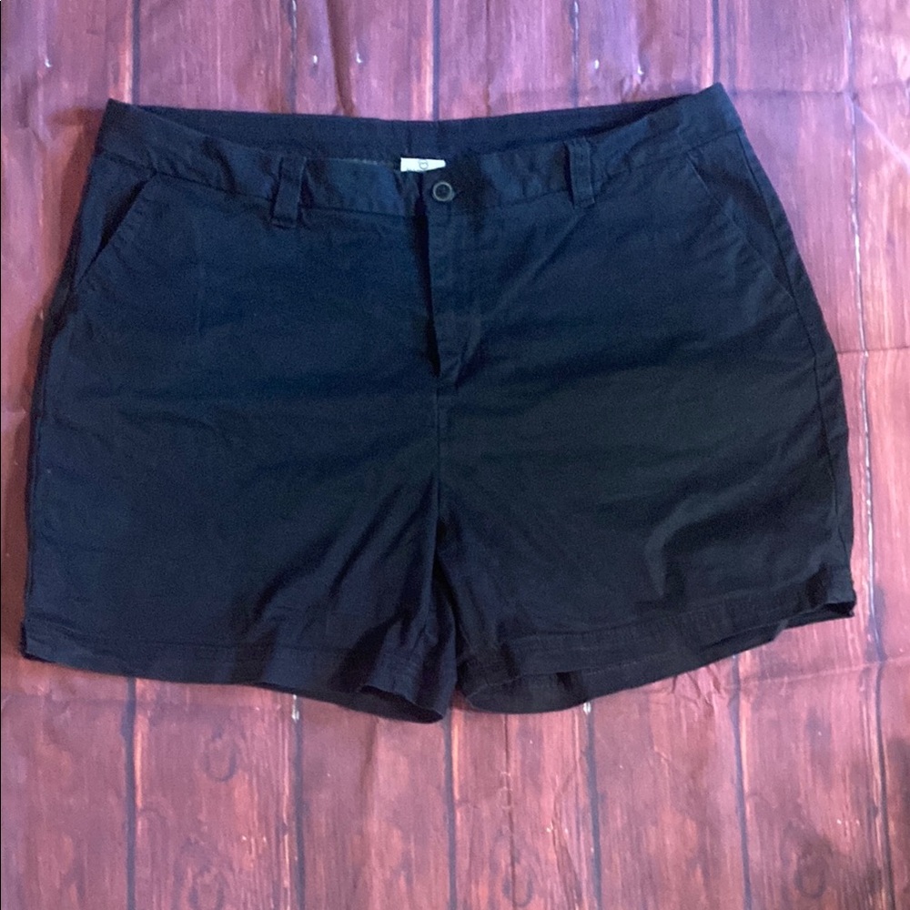 Magellan Outdoors Black Bermuda Shorts Cotton Twill
